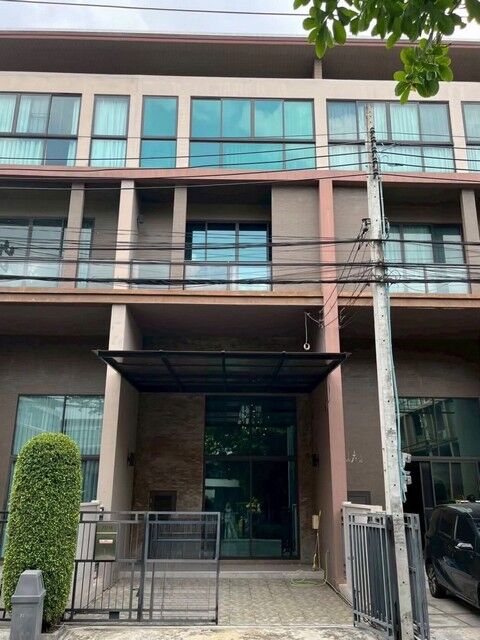 Bangkok, Real Estate For Sale, THB 10000000,  3 BR,  22 Sq. Feet,  ขายทาวน์โฮม 3.5 ชั้น บ้านกลางเมือง รั