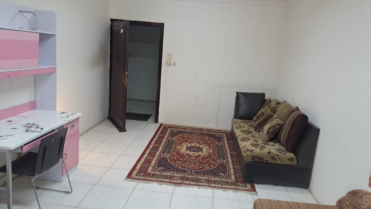 Al Malaz, Rooms for Rent, SAR 1400/month,  Large Single Room - SAR 1400 Including Everything