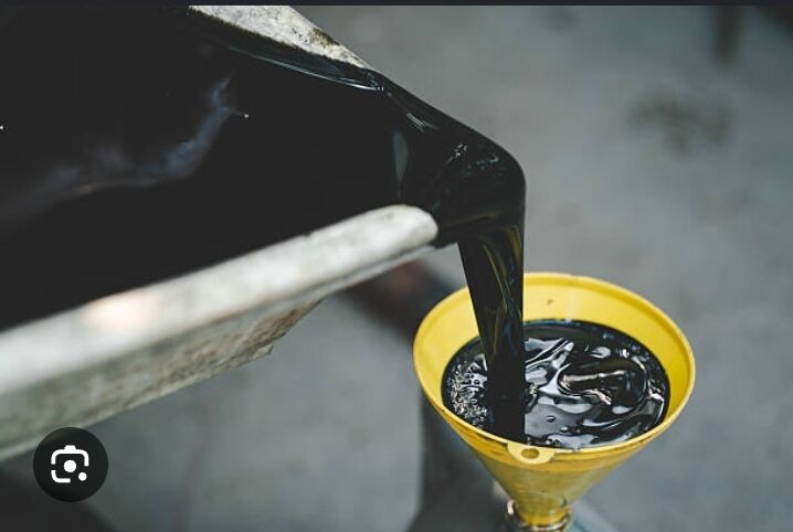 Khobar, Construction, Dirty Engine Oil 🛢 نشتري الزيت المستعمل (المتسخ) بسعر جيد