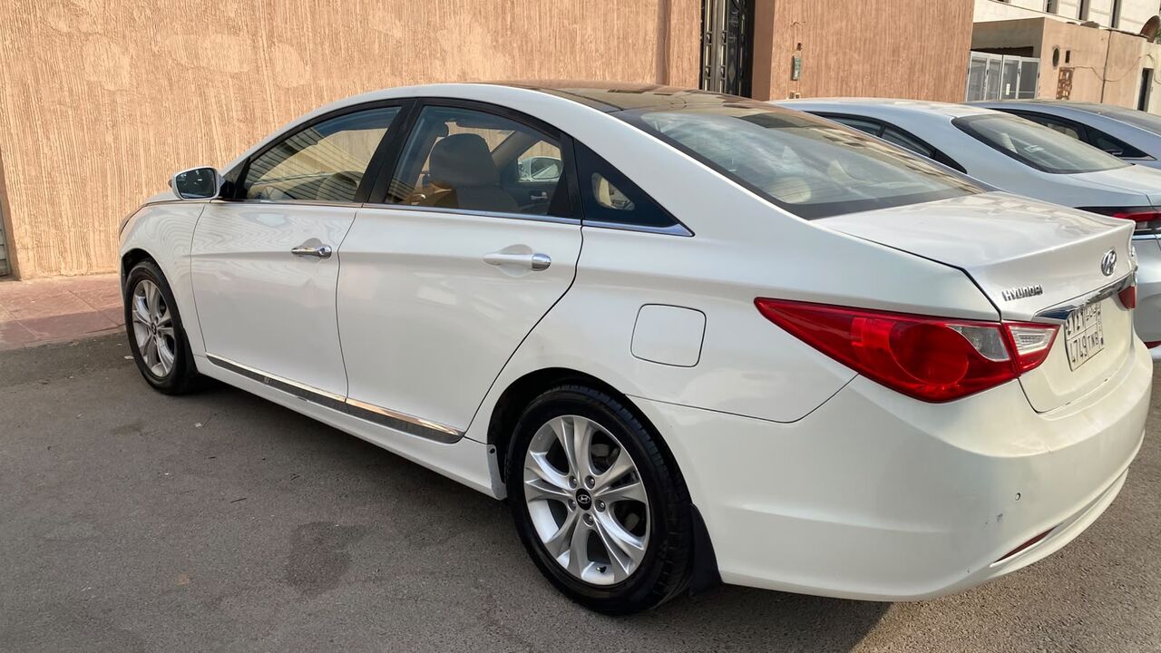Riyadh, Vehicles, Cars & Trucks , SAR 18500,  HYUNDAI SONATA,  2013,  Automatic,  228 KM,   Car For Sale -full Options