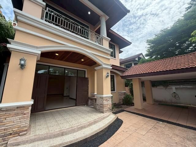 Bangkok, Villas, THB 90000,  100 Sq. Feet,  ให้เช่าบ้านเดี่ยว 2 ชั้น ย่านเอกมัย 10 