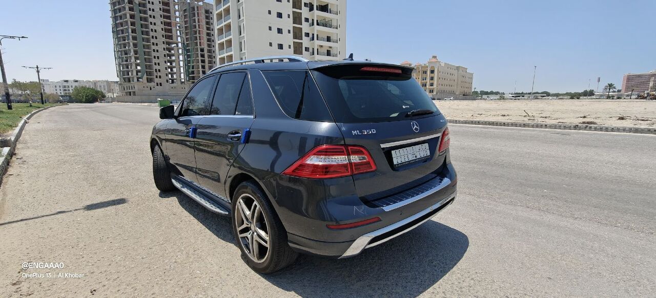 Riyadh, Vehicles, Cars & Trucks , SAR 42000,  Mercedes-Benz ML,  2013,  Automatic,  275500 KM,  Mercedes Benz ML 350