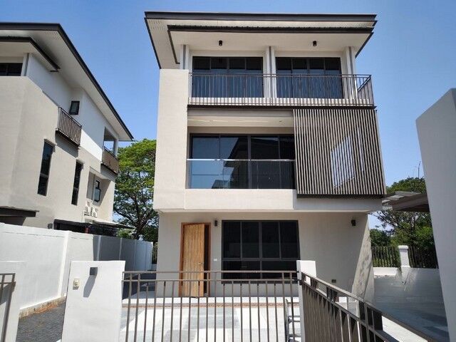 Bangkok, Real Estate For Sale, THB 15500000,  3 BR,  97 Sq. Feet,  ขายบ้านเดี่ยว Luxury 3 ชั้น AQ Arbor สวนหลวง ร.9 � พ