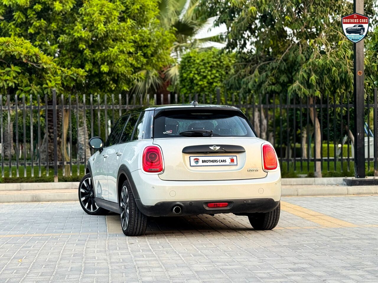 Manama, Vehicles, Cars & Trucks , BHD 100,  MINI COOPER,  2018,  Automatic,  78000 KM,    MODEL FOR SALE
