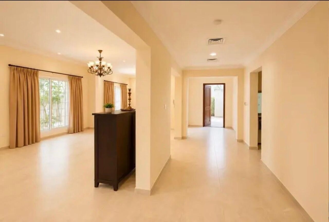 Busaiteen, Villas, BHD 750,  Spacious Semi-Furnished Private Villa For Rent In Busaiteen
