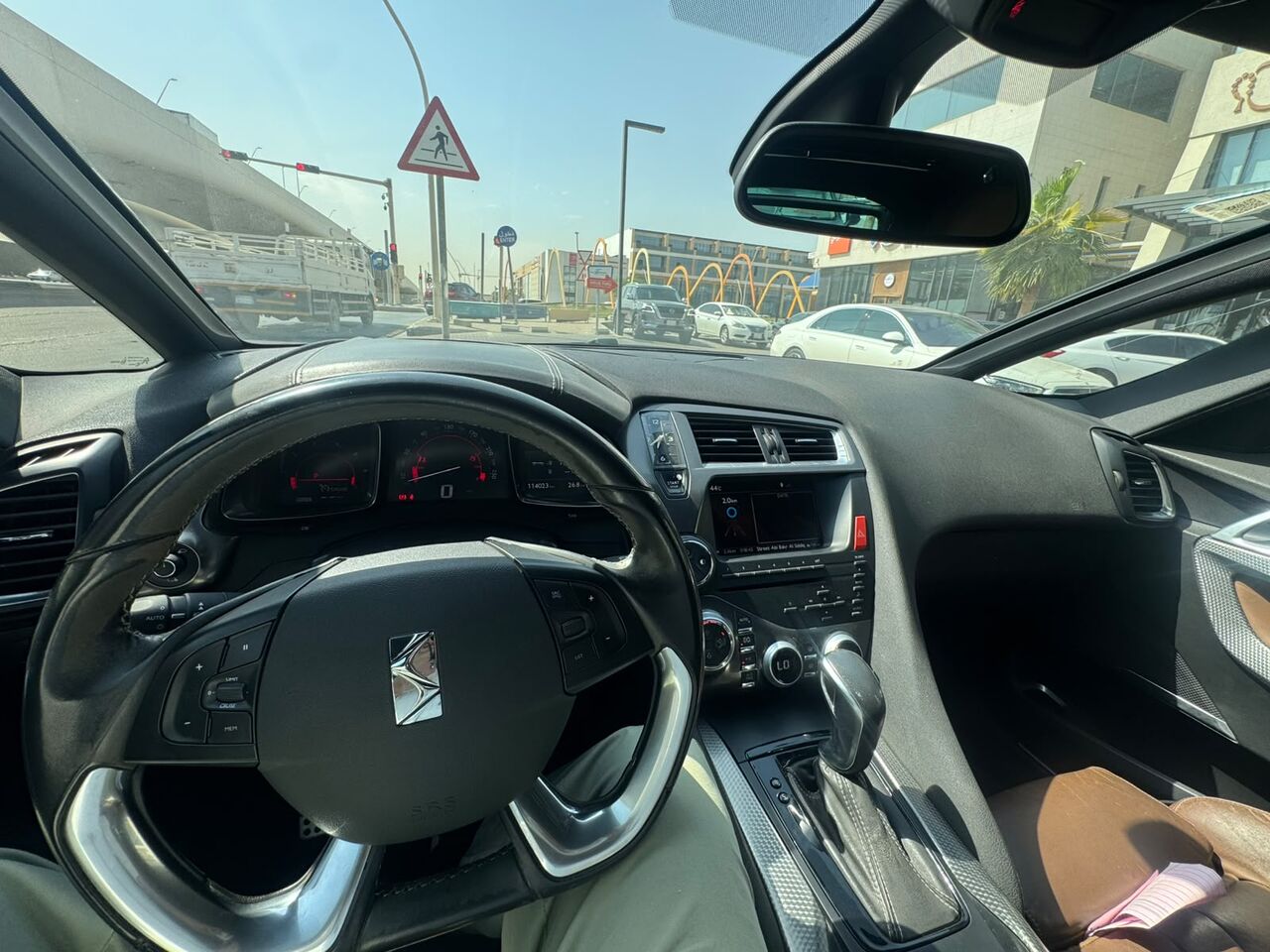 Riyadh, Vehicles, Cars & Trucks , SAR 30000,  Citroen DS,  2014,  Automatic,  114023 KM,  Car For Sale - 5 Fully