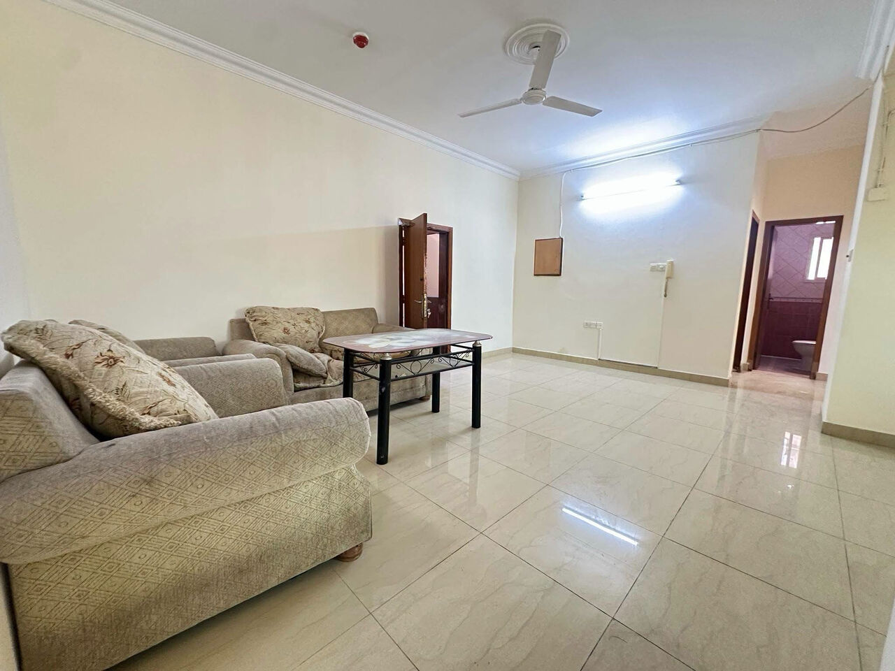 Manama, Apartments, Flats, Houses & Villas, BHD 400/month,  4 BR,  𝐆𝐮𝐝𝐚𝐢𝐛𝐢𝐲𝐚:- 4𝐁𝐇𝐊 𝐒𝐞𝐦𝐢-𝐅𝐮𝐫𝐧𝐢𝐬𝐡𝐞𝐝 