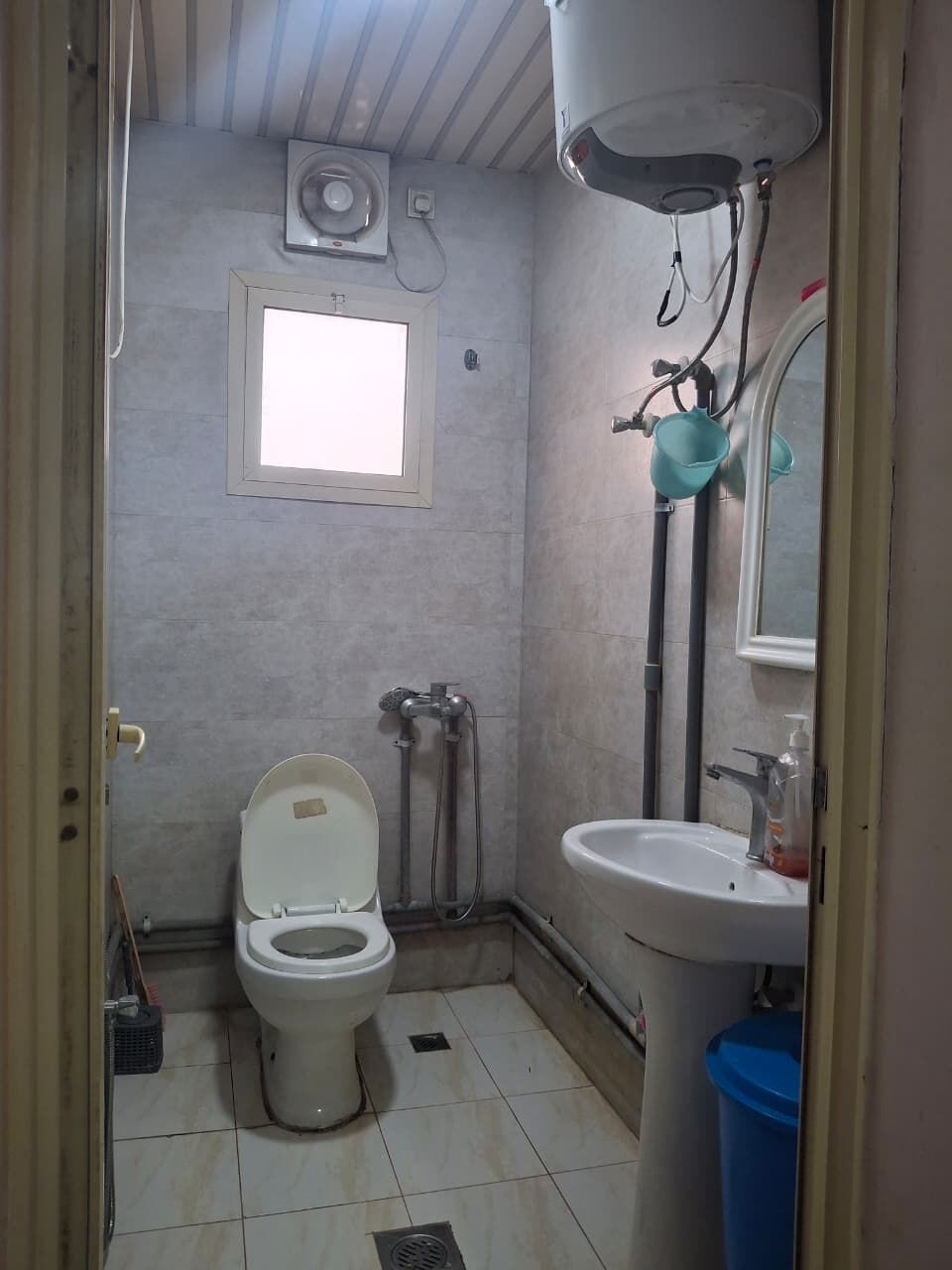 Al Jubail Al Balad, Rooms for Rent, SAR 1000/month,  Furnished,  Room For Rent For Executive Bachelor Single (Muslim Only)