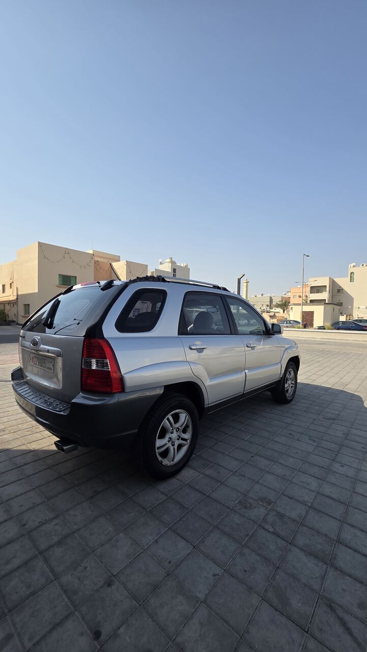 Isa Town, Vehicles, Cars & Trucks , BHD 1250,  Kia Sportage,  2008,  Automatic,  57000 KM,    In A Good Condition