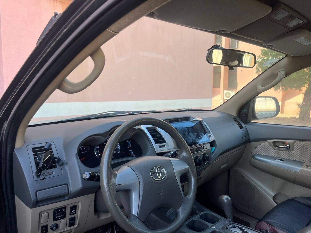 Jeddah, Vehicles, Cars & Trucks , SAR 42000,  Toyota Fortuner 4x2 2012,  2012,  Automatic,  236 KM,  For Sale: Toyota Fortuner  , 4x2 - Special Offer
