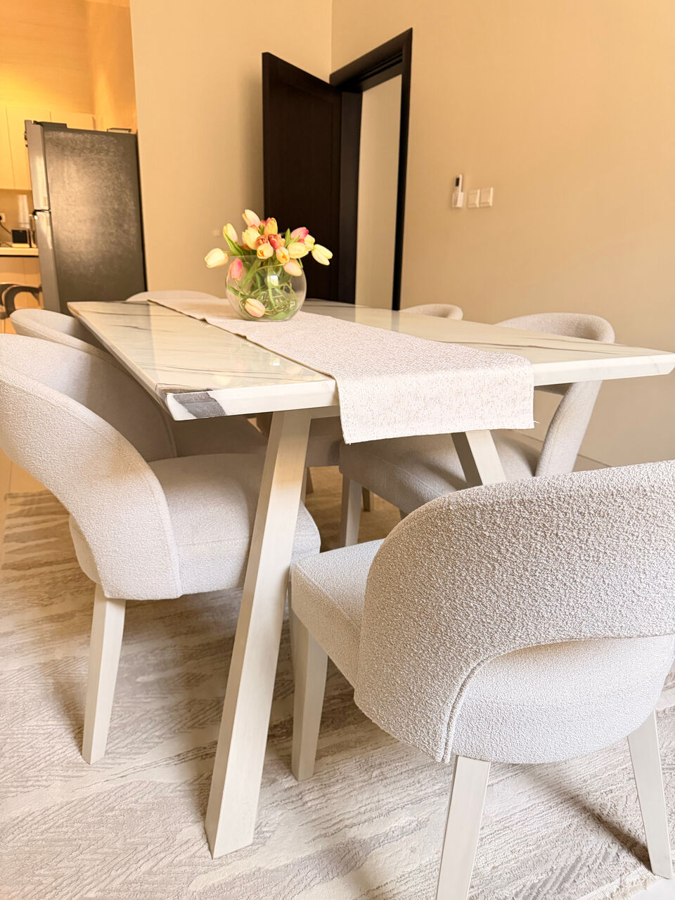 Riyadh, Furniture, SAR 2000,  Dining Table With Chairsjust Like New