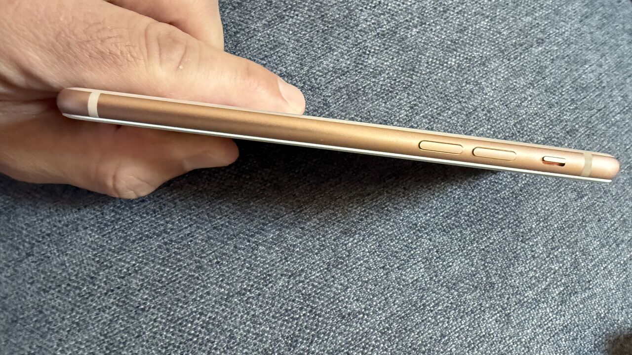 Al Masiaf, Mobile Phones, Iphone 8 64GB