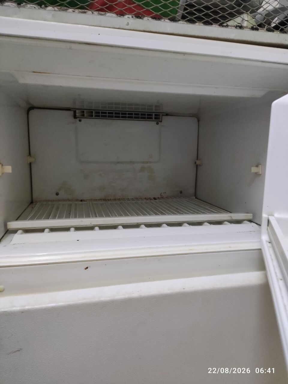Riyadh, Electronics, SAR 350,  Refrigerator (Fridge Big) For Sell ,350sar(negotiable) Brand GIBSON