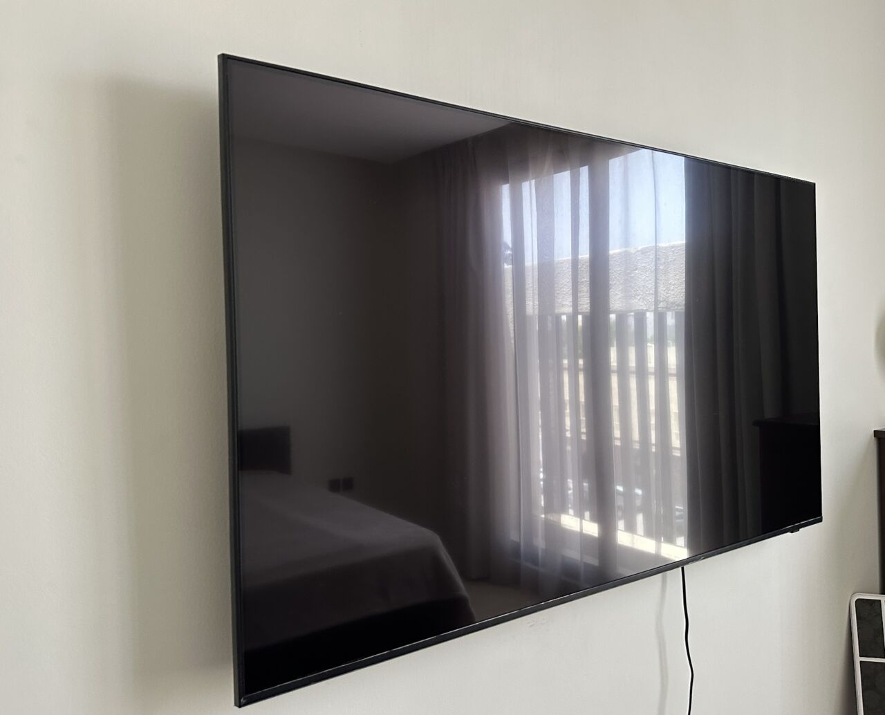 Riyadh, Appliances, SAR 1000,  Samsung 55" Crystal UHD 4K Smart TV DU7000 (2024) &mdash; With Box & Remote