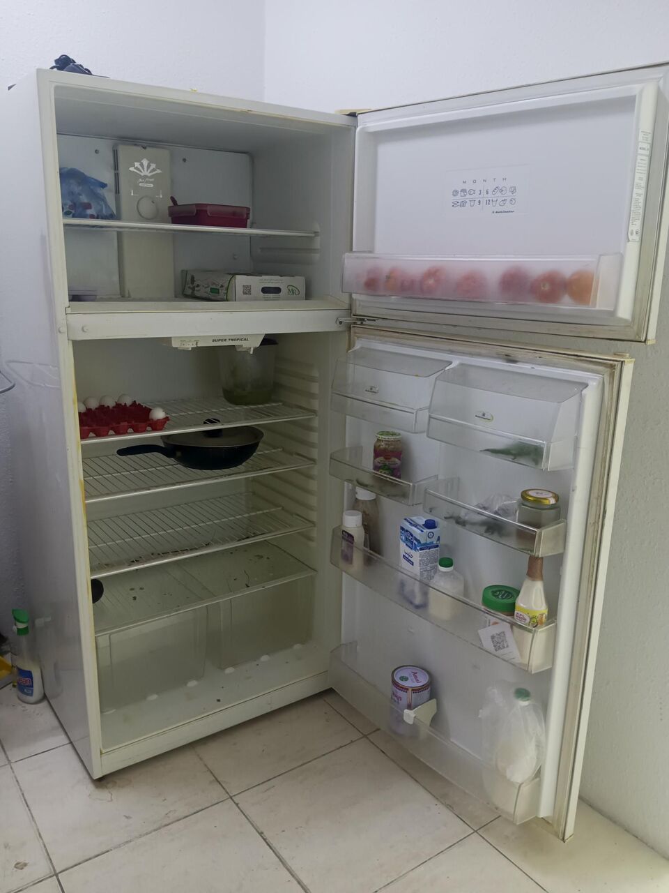 Al Thuqbah, Household Items, SAR 450450,  IKEA Queen Bed, Sliding Wardrobe, Fridge, Washing Machine & Table For Sale
