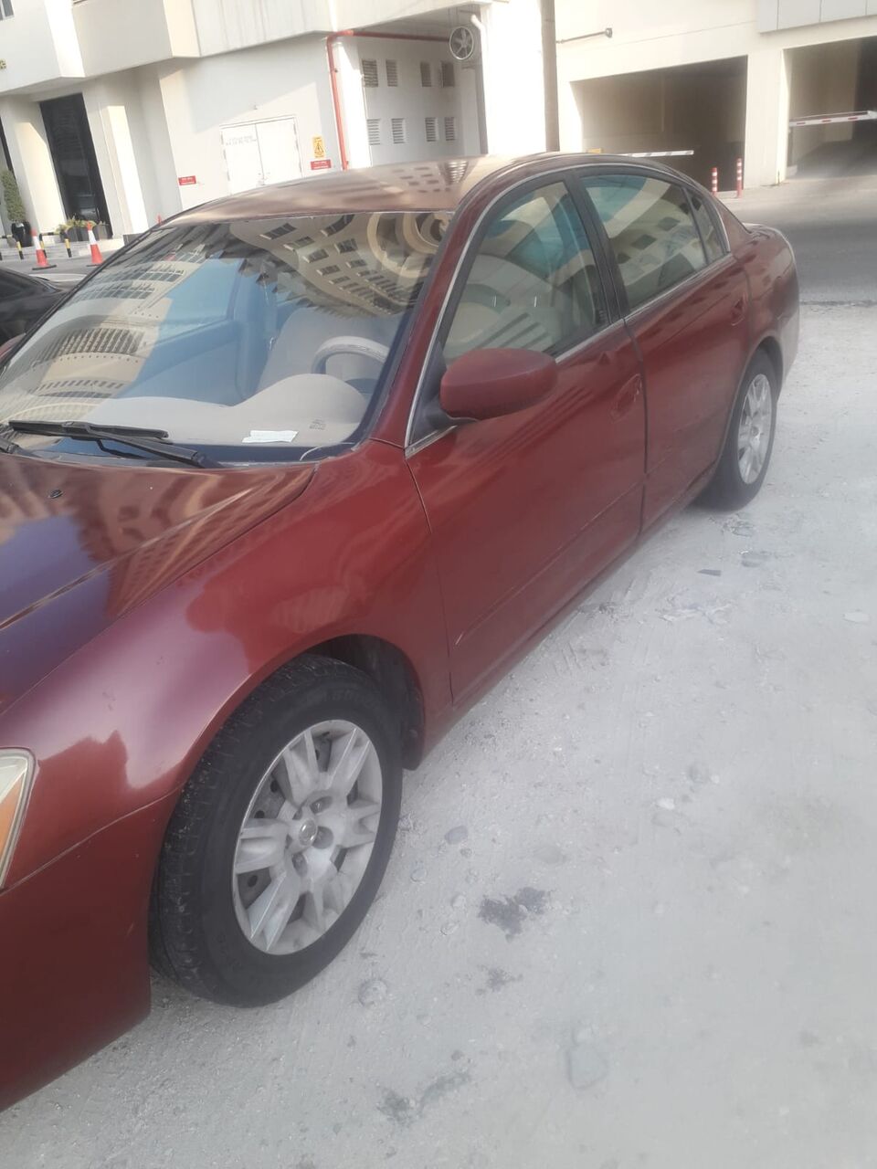 Manama, Vehicles, Cars & Trucks , BHD 900,  Nissan Altima 2005,  2005,  Automatic,  10000 KM,   For Sale Good Car Call 34537640