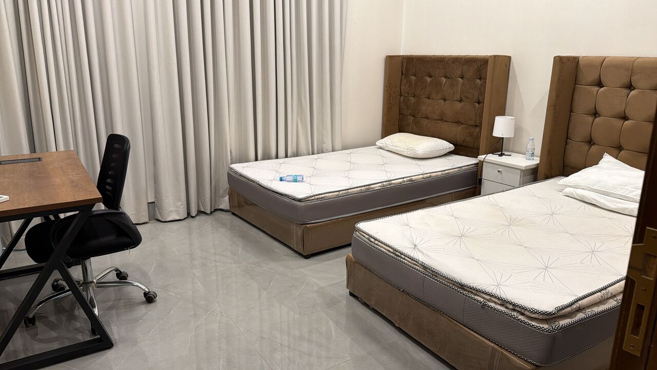 Riyadh, Furniture, SAR 400500,  Bed With Mattress King And Queen Single