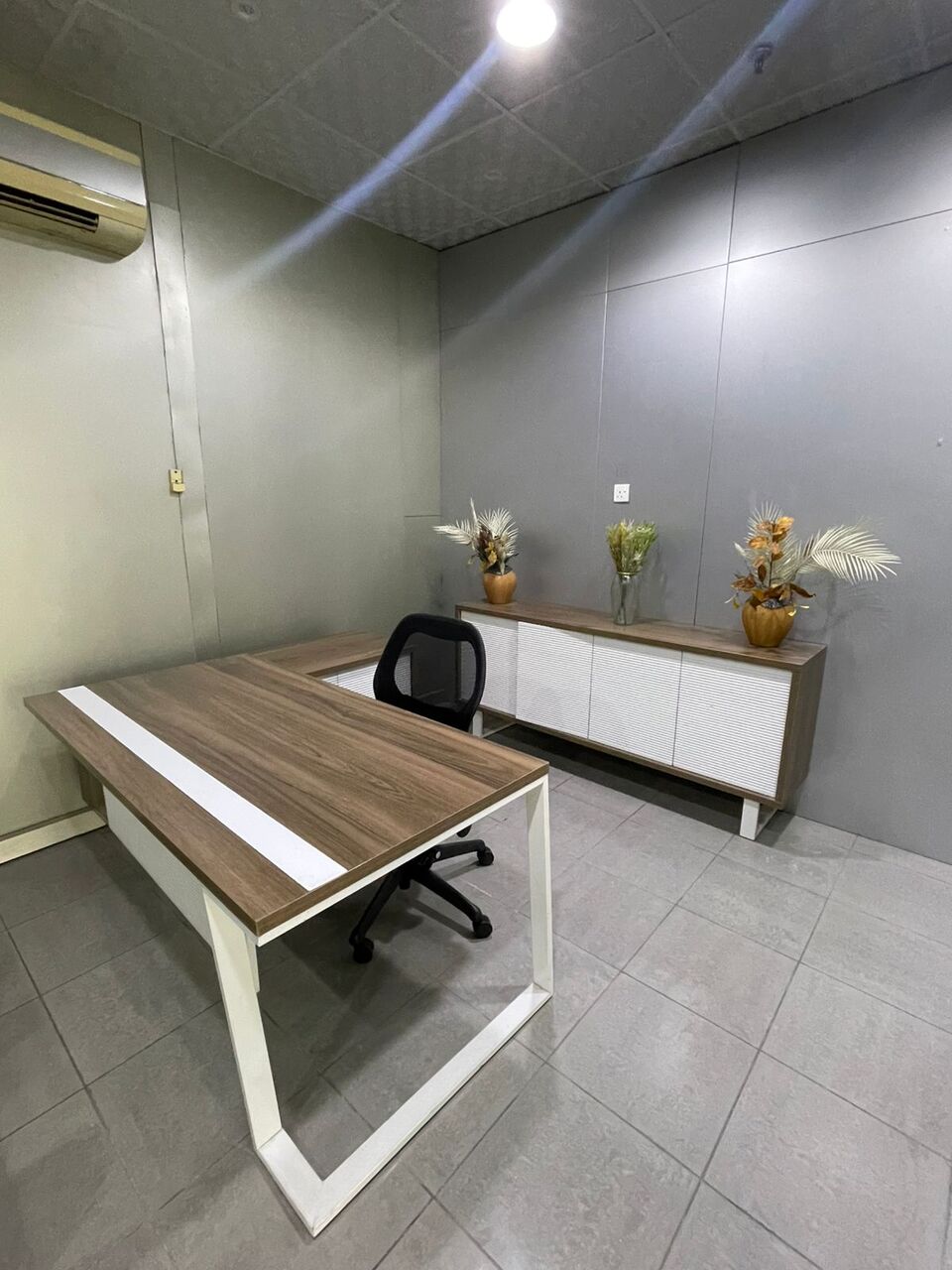 Riyadh, Furniture, SAR 10,  I Want To Sell Office Table, Chairs, Reception Desk, Computers, Printer Etc