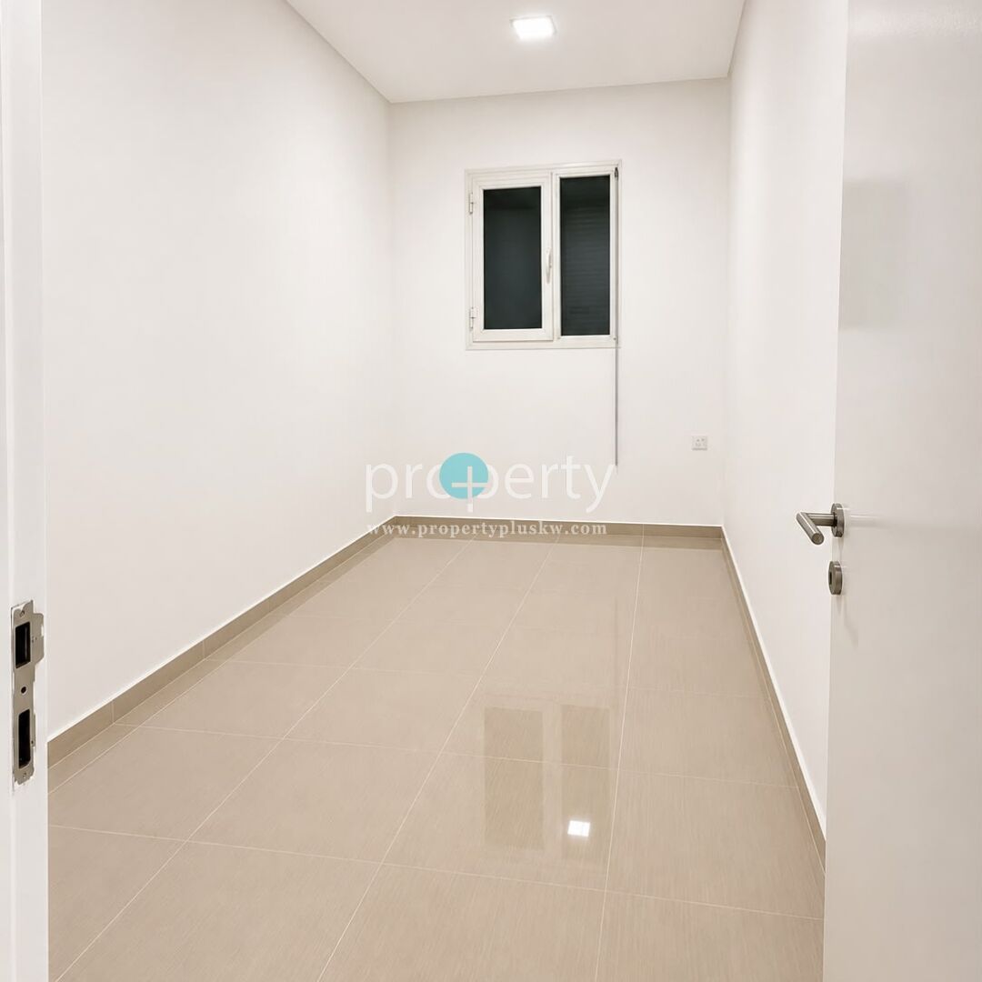 Salwa, Apartments, Flats, Houses & Villas, KWD 550/month,  3 BR,  Spacious Family 3-Bedroom Flat For Rent In Salwa