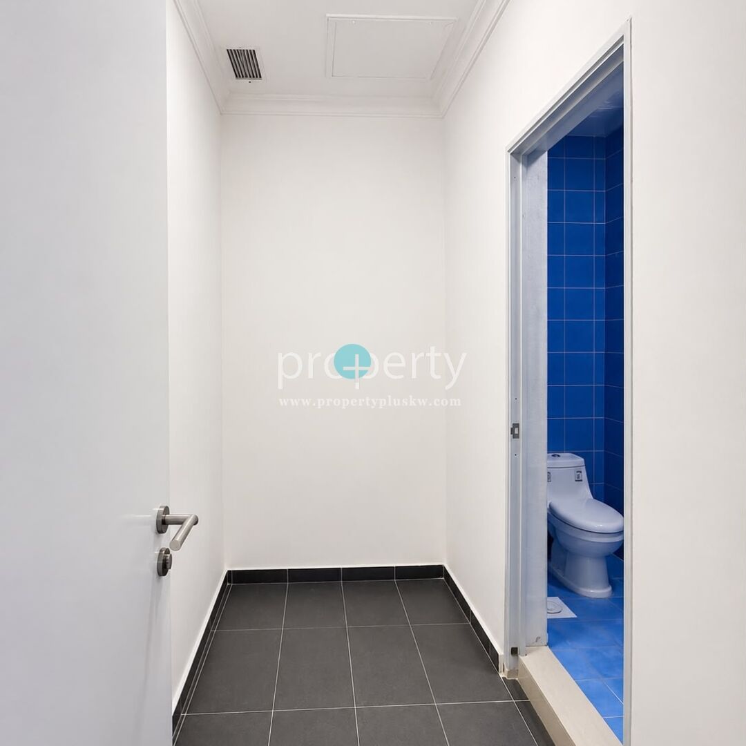 Salwa, Apartments, Flats, Houses & Villas, KWD 550/month,  3 BR,  Spacious Family 3-Bedroom Flat For Rent In Salwa