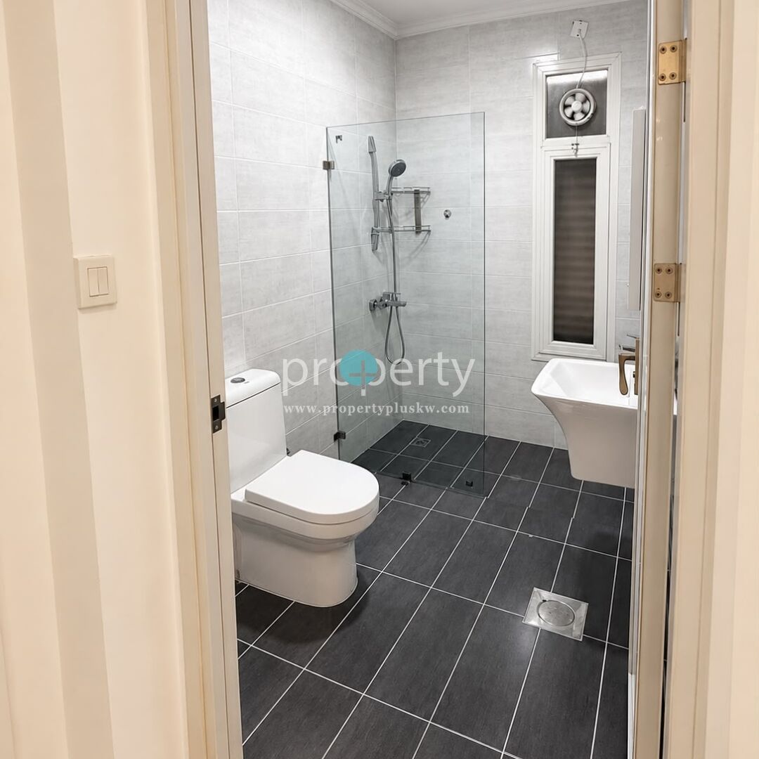 Salwa, Apartments, Flats, Houses & Villas, KWD 500/month,  3 BR,  Spacious Three Bedroom Family Apartment For Rent In Salwa