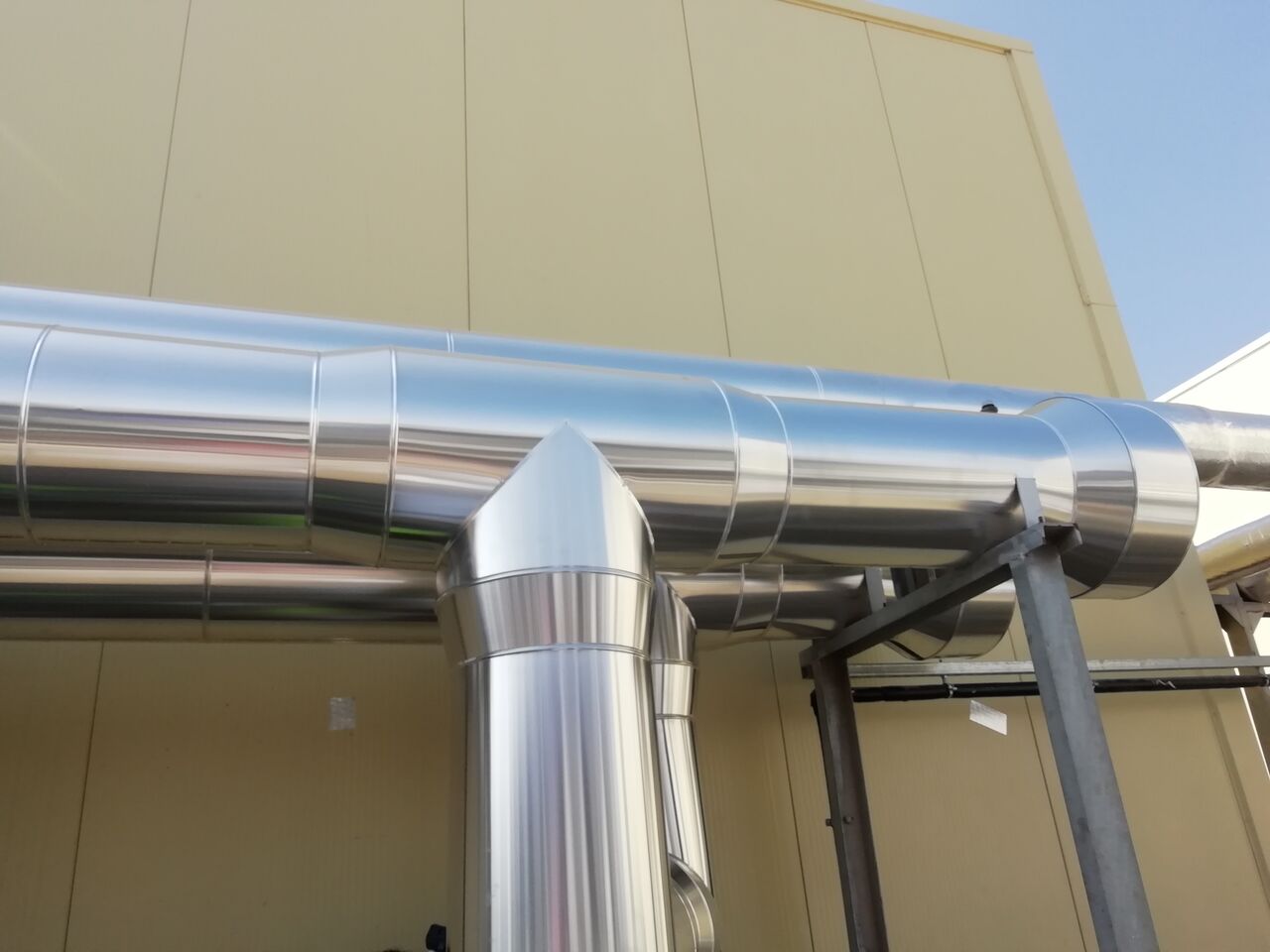 Jeddah, Construction, ​Round Pipes & Tanks Aluminum Cladding Work