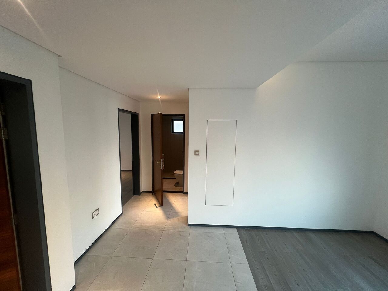 Saar, Villas, BHD 600,  Modern Semi-Furnished Villa For Rent In Saar