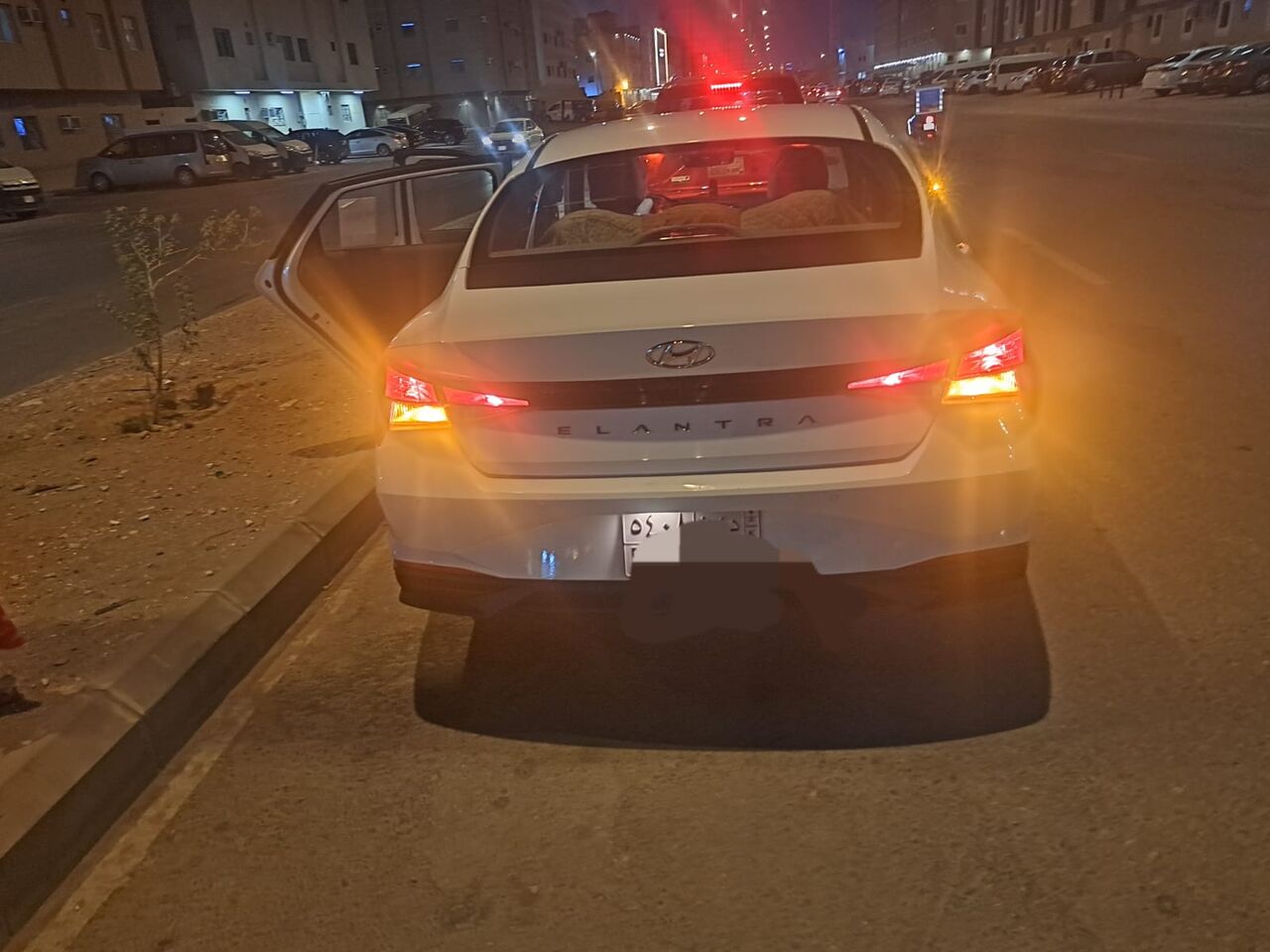 Riyadh, Vehicles, Cars & Trucks , SAR 55000,  HYUNDAI ELANTRA 1.6,  2022,  Automatic,  92000 KM,  SAR 55000, , , , 92k KM, Car For Sale