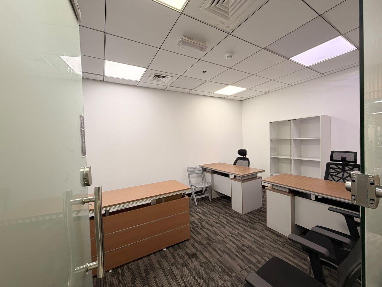 Dubai, Offices, AED 28000,  150 Sq. Feet,  Office For Rent &ndash; AED 28,000/Year