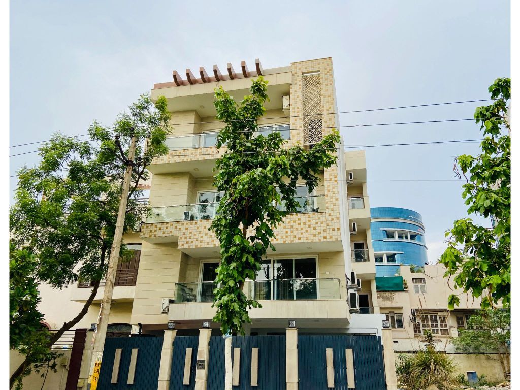 Gurgaon, Apartments, Flats, Houses & Villas, INR 4500/day,  Furnished,  1 BR,  540 Sq. Feet,  One Bedroom Apartment Near DLF Cyber City