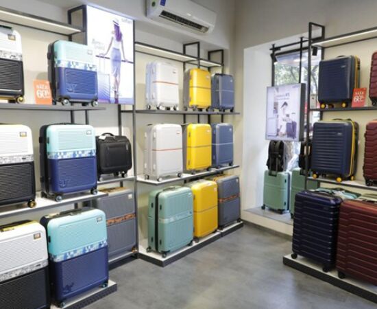 Mumbai, Business, Shop Display Stands For Attractive Product Presentation
