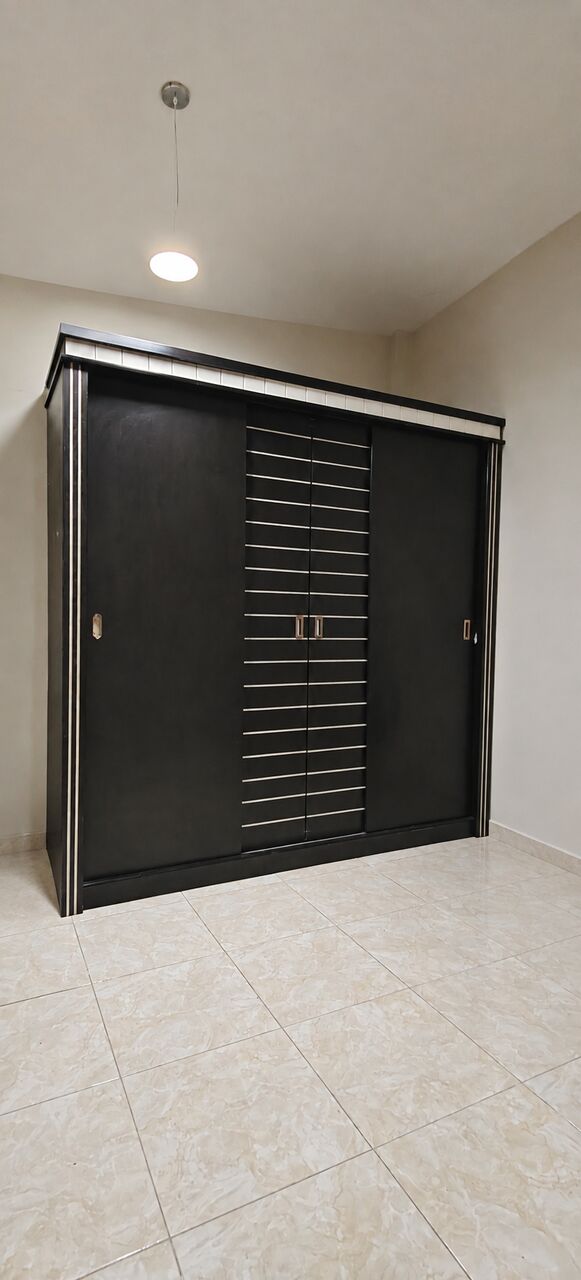 Jeddah, Furniture, SAR 500,  Big Cupboard And Dressing Table With Mirror