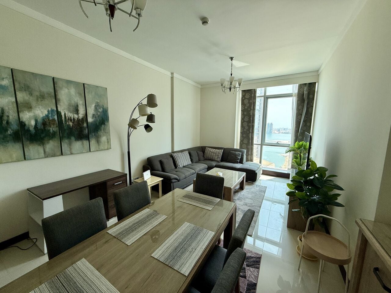 Juffair, Apartments, Flats, Houses & Villas, BHD 500/month,  Furnished,  2 BR,  129 Sq. Meter,  Very Clean 2 Bedrooms + Maid Room In Luxury Bldg