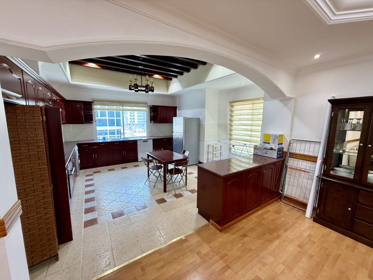 Al Seef, Apartments, Flats, Houses & Villas, BHD 550/month,  Furnished,  3 BR,  150 Sq. Meter,  Spacious And Tidy 3 Bedrooms In Seef !