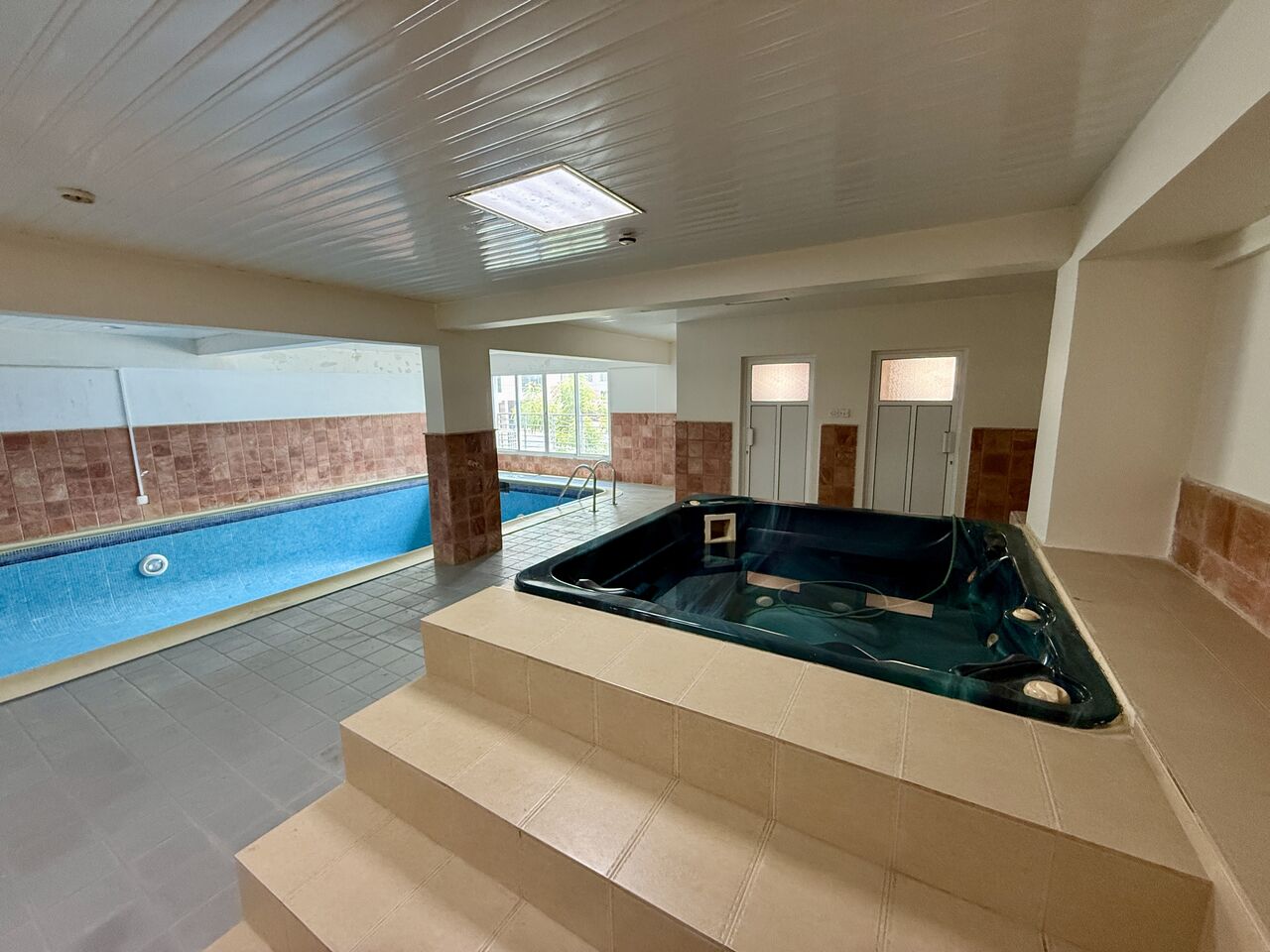 Al Seef, Apartments, Flats, Houses & Villas, BHD 550/month,  Furnished,  3 BR,  150 Sq. Meter,  Spacious And Tidy 3 Bedrooms In Seef !