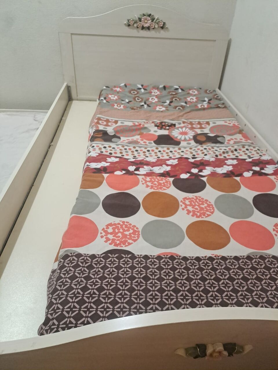 Jeddah, Appliances, SAR 300,  -----Bed Set With Mattress-----