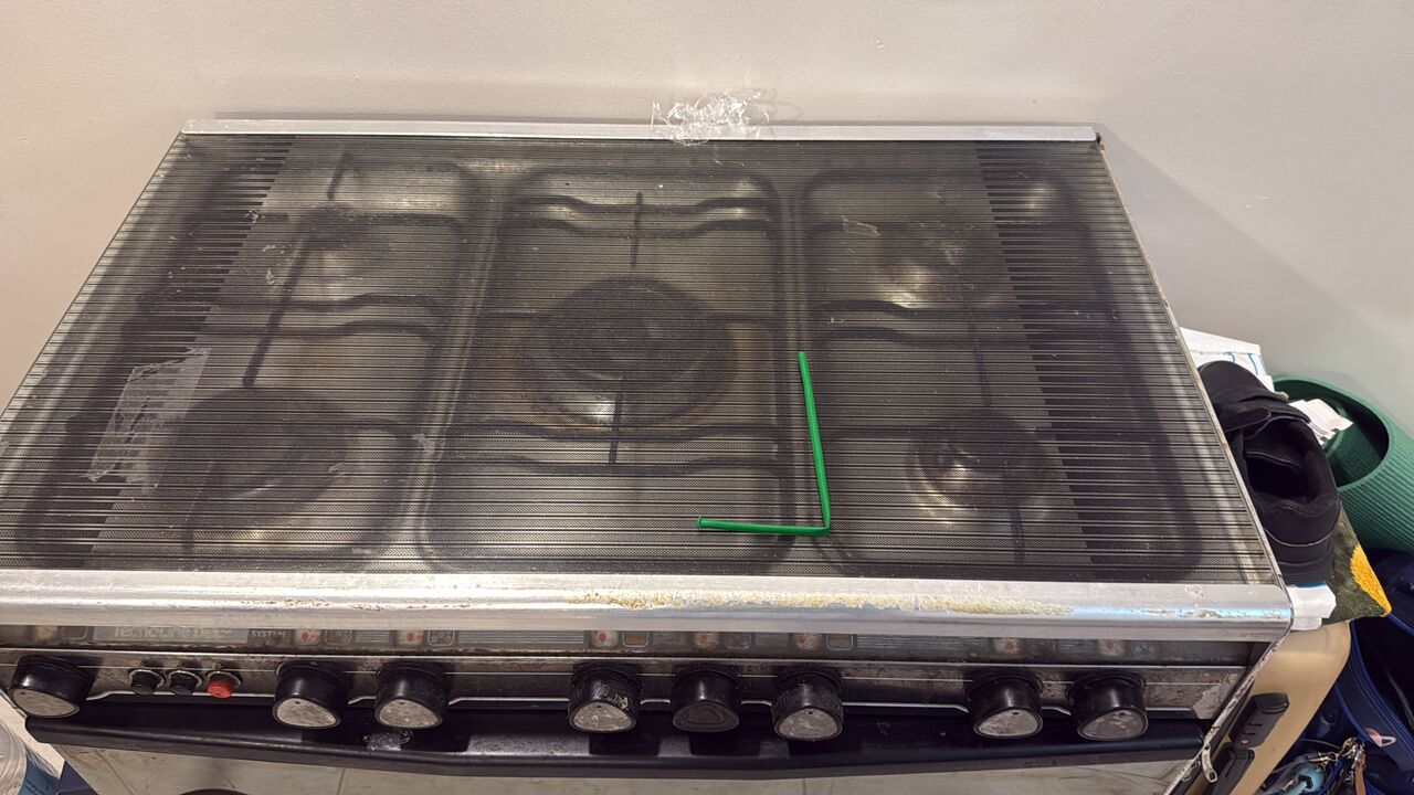 Al Rakah Al Shamaliyah, Household Items, SAR 450,  Cooking Range & Kids Bed