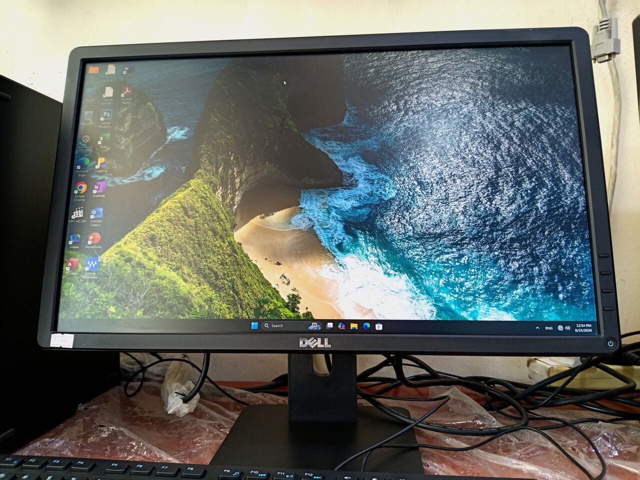 Riffa, Computers, BHD 105,  DELL Computer Set Intel Core I7 7th Gen DDR4 8GB RAM/240GB SSD 22&rsquo;&rsquo;inch Monitor Full HD