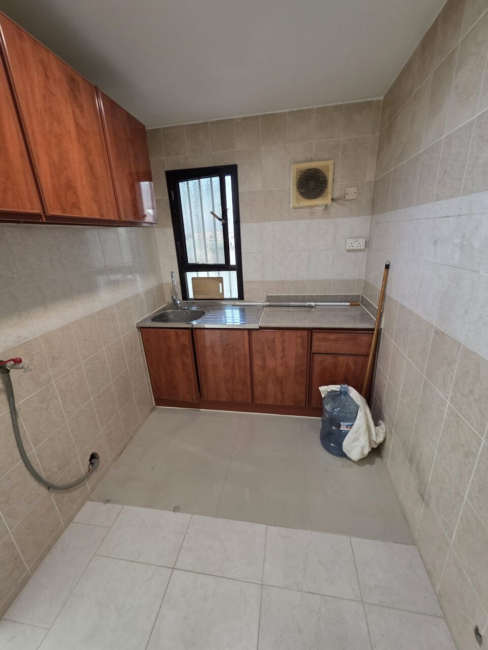 Hidd, Apartments, Flats, Houses & Villas, BHD 100,  1 BR,  Studio With EWA For Rent In Hidd