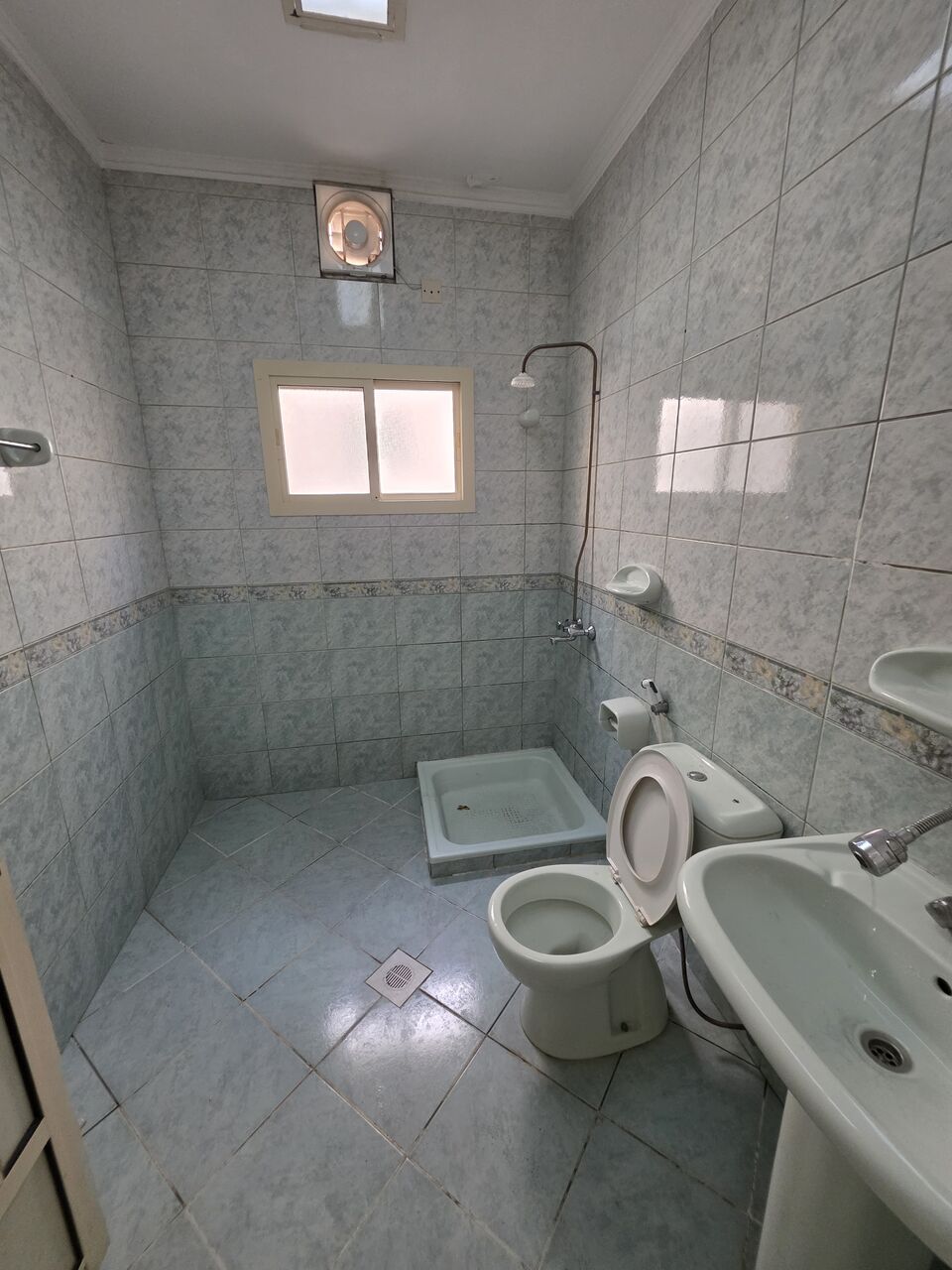 Hidd, Apartments, Flats, Houses & Villas, BHD 100,  1 BR,  Studio With EWA For Rent In Hidd