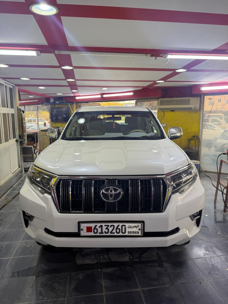 Manama, Vehicles, Cars & Trucks , Toyota Prado,  2018,  Automatic,  175000 KM,