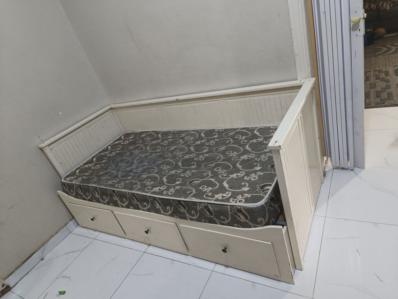 Jeddah, Furniture, SAR 200,  Ikea Sofa Cumbed ( Hemnes) With 1 Free Mattress