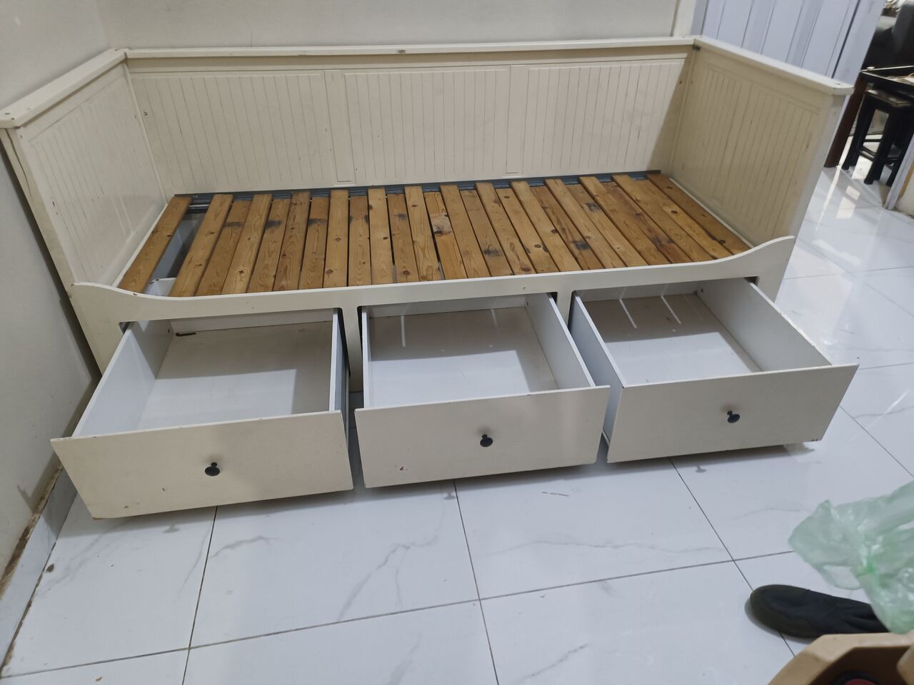 Jeddah, Furniture, SAR 200,  Ikea Sofa Cumbed ( Hemnes) With 1 Free Mattress