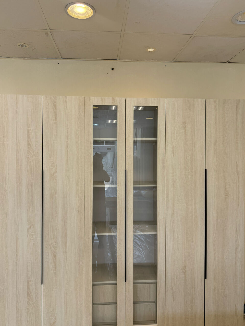 Jeddah, Furniture, SAR 5,  Luxury Wooden Wardrobes In All Size With Best Quaility Sre Available For Sale At Low Price