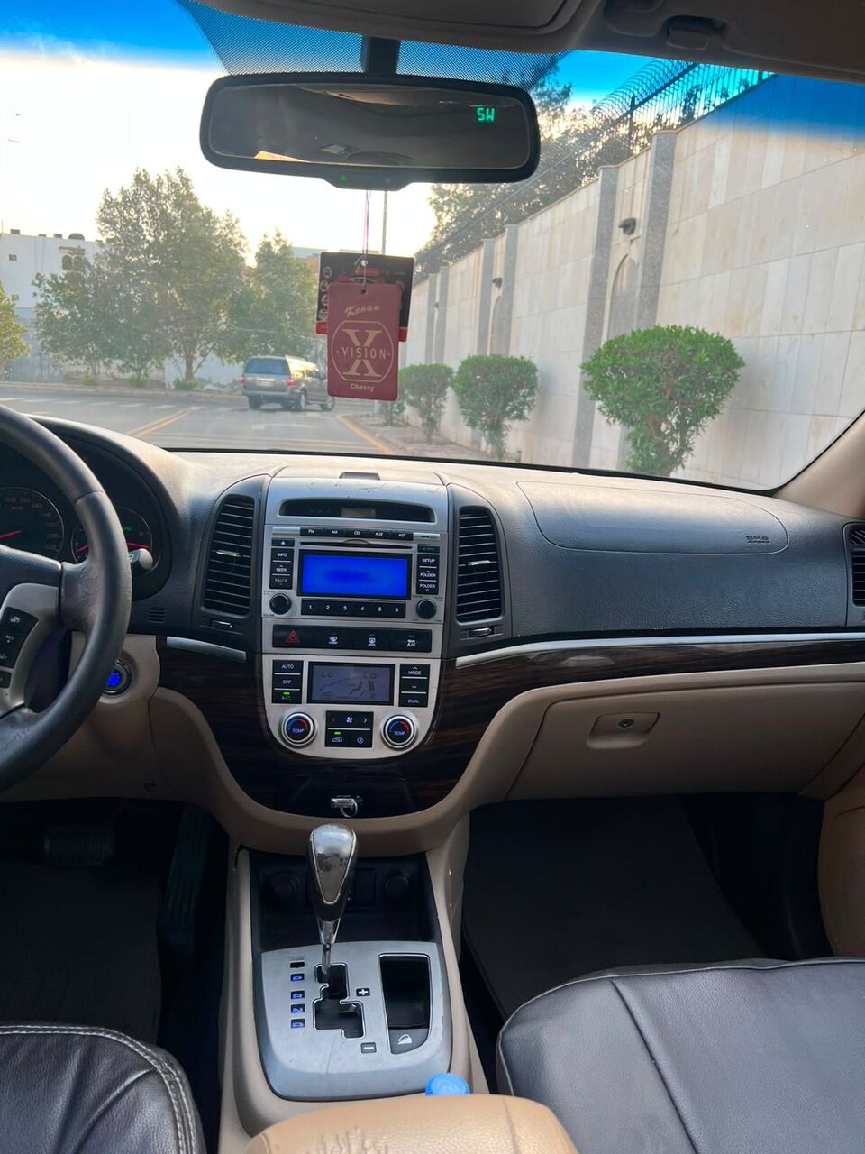 Jeddah, Vehicles, Cars & Trucks , SAR 21,  Hyundai Santa Fe,  2012,  Automatic,  260 KM,  Santa Fe
