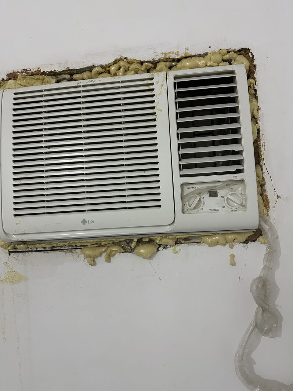 Al Hamadaniyyah, Appliances, SAR 1,  3 Ac&rsquo;s With Good Conditions And 2 Fridges And 2 Washing Machin
