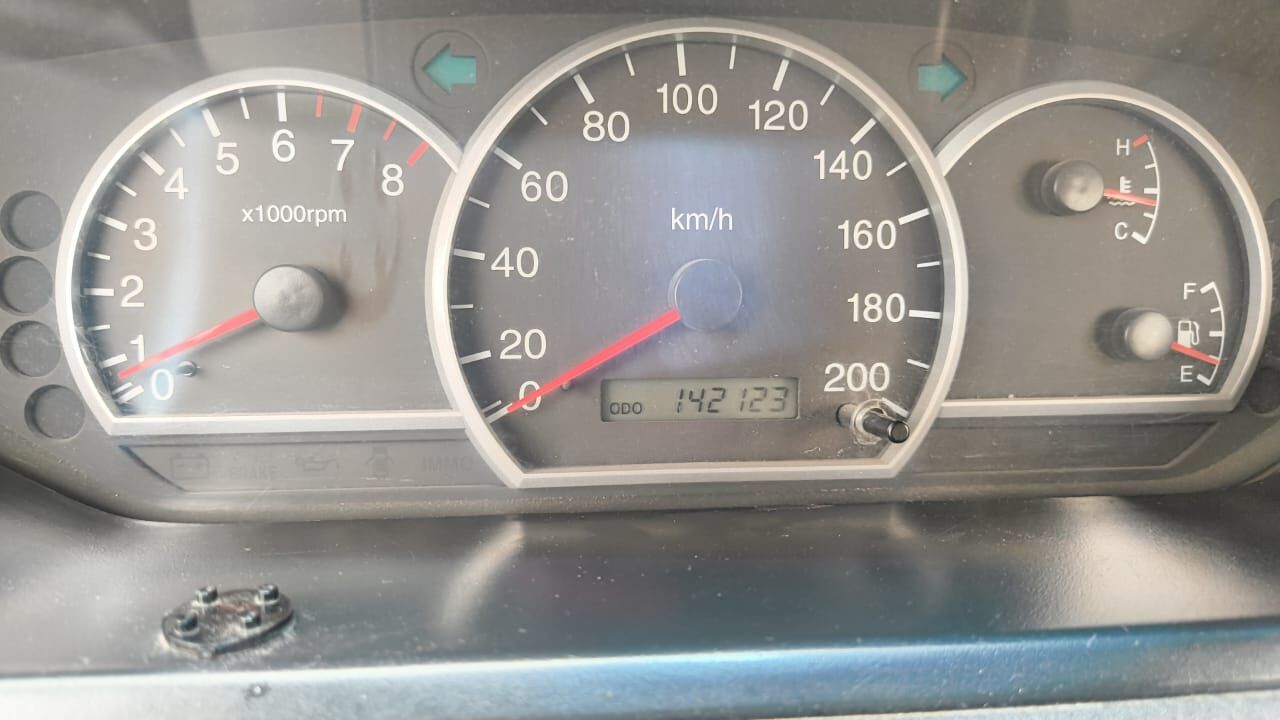 Al Wizarat, Vehicles, Cars & Trucks , SAR 10000,  KIA 2006,  2006,  Manual,  142000 KM,  Kia Carens  Model For Sale
