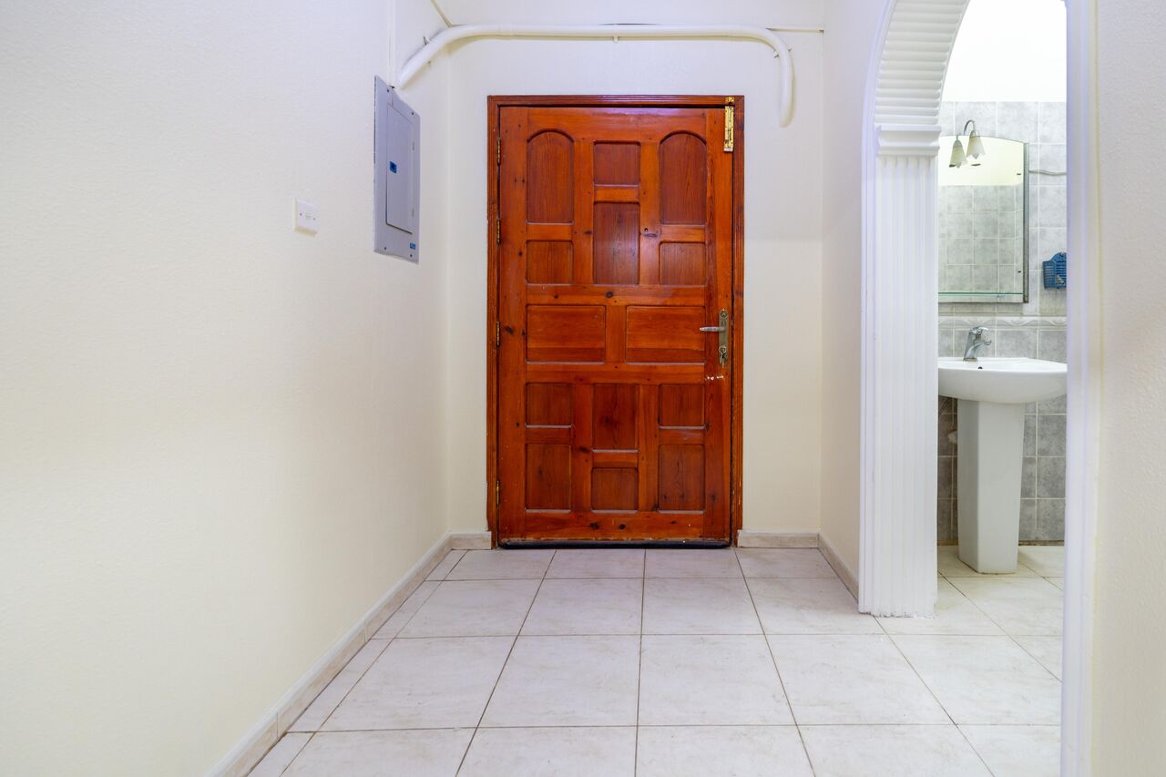 Al Jubail Al Balad, Apartments, Flats, Houses & Villas, SAR 25000/year,  Furnished,  3 BR,  Charming & Spotless Semi-Furnished 3BHK Family Flat &ndash; Al Hamra (Steps From Danube)
