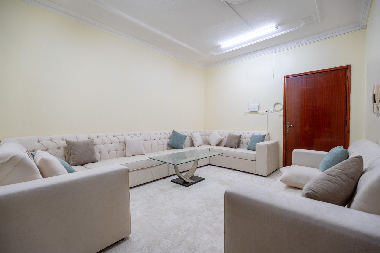 Al Jubail Al Balad, Apartments, Flats, Houses & Villas, SAR 25000/year,  Furnished,  3 BR,  Charming & Spotless Semi-Furnished 3BHK Family Flat &ndash; Al Hamra (Steps From Danube)