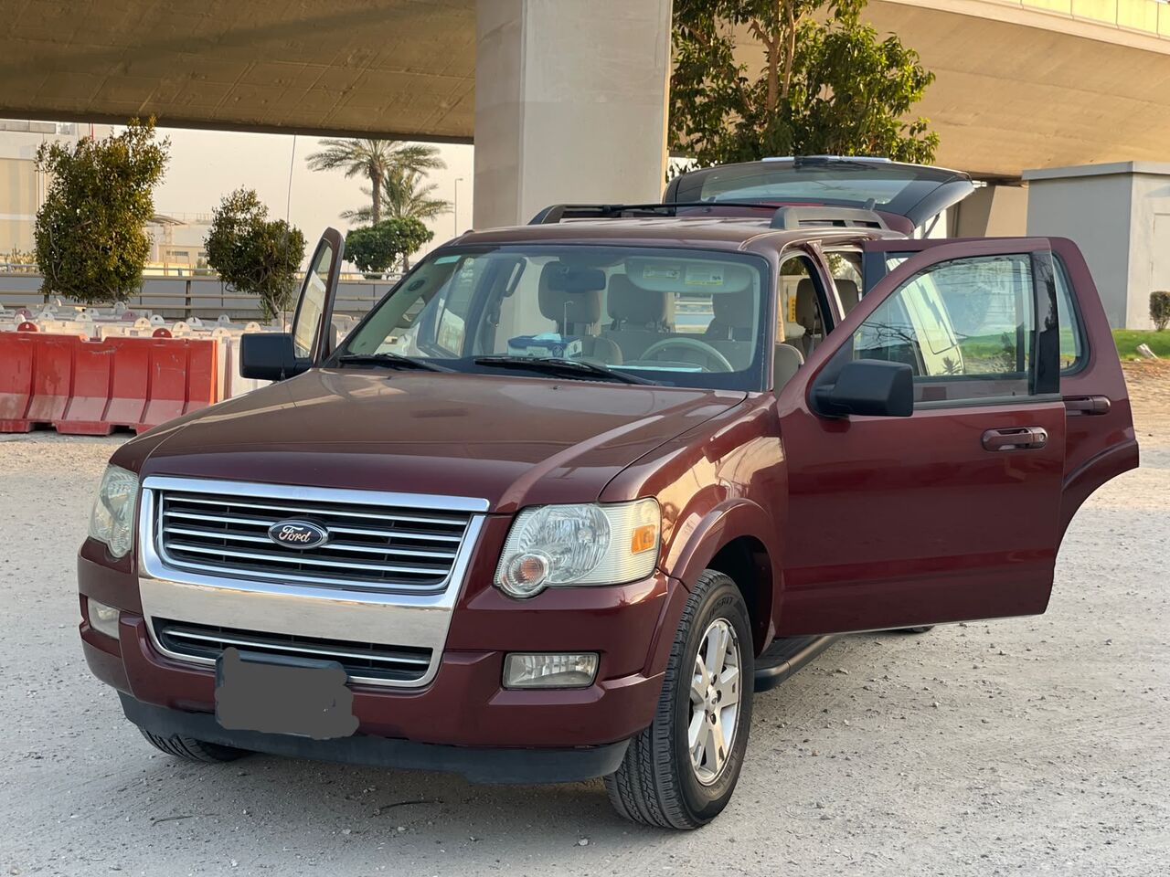 Umm Al Hassam, Vehicles, Cars & Trucks , BHD 1400,  Ford Explorer,  2009,  Automatic,  203 KM,  Good Condition  4X4